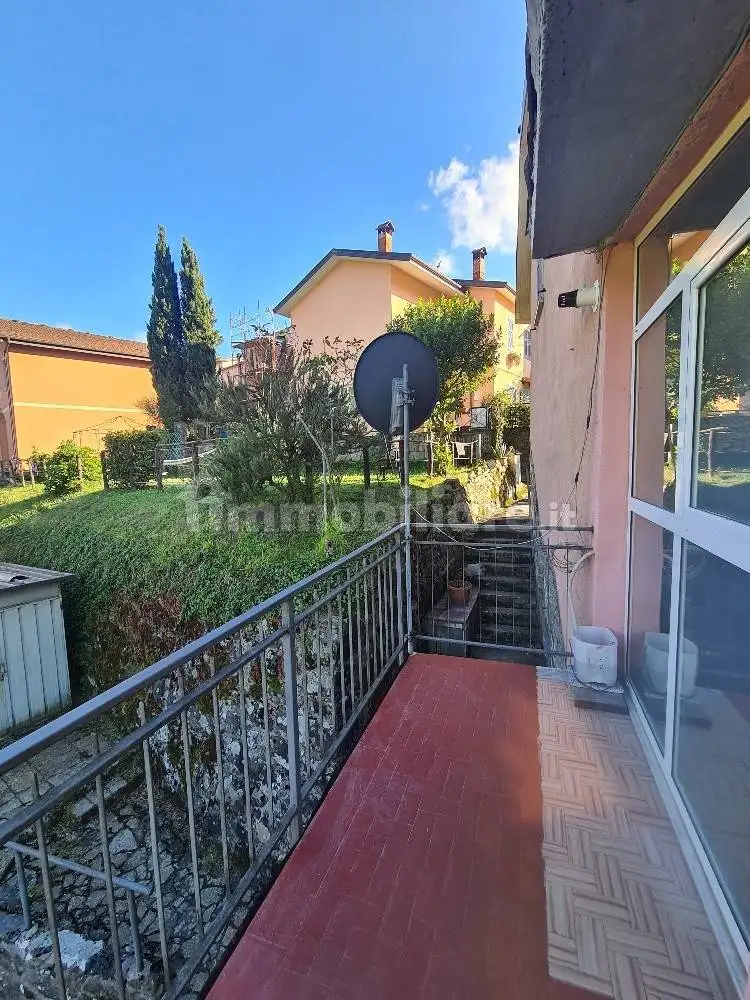 Terratetto unifamiliare via Lorenzo Costa, Beverino - foto 2