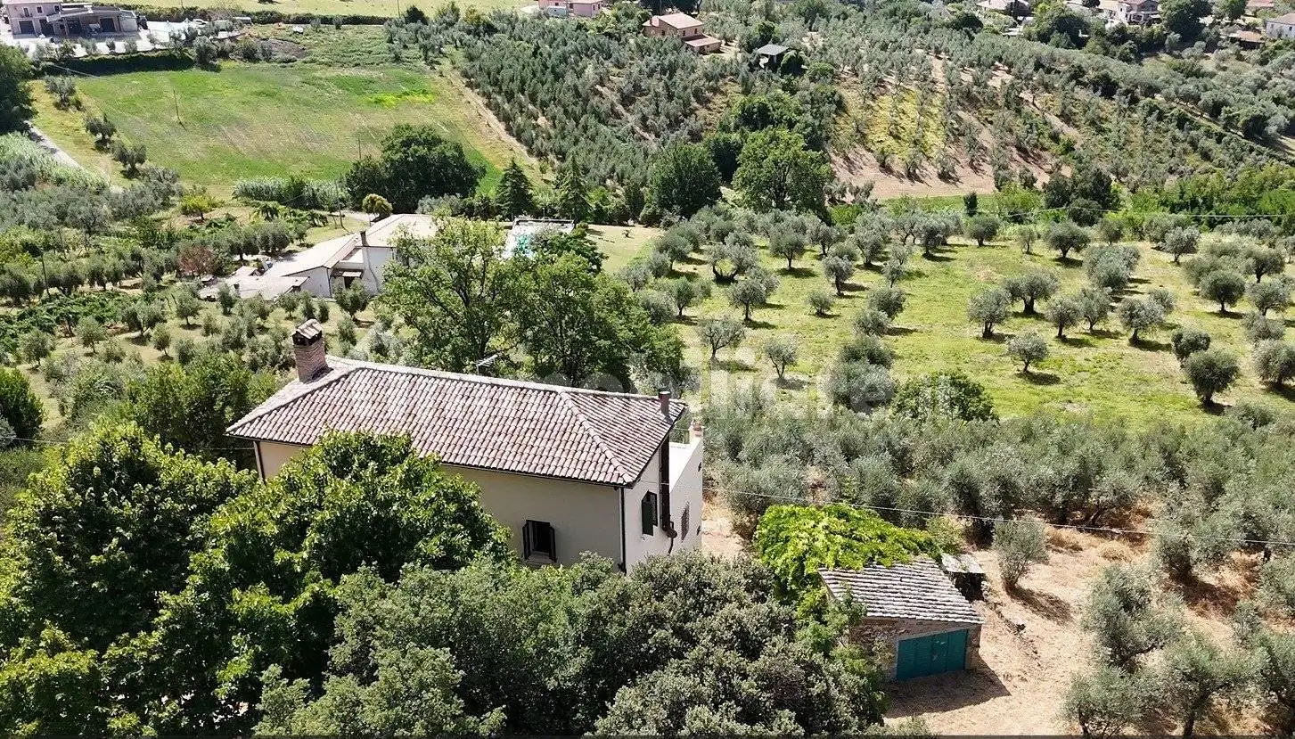 Rustico - Casale in vendita a Montebuono