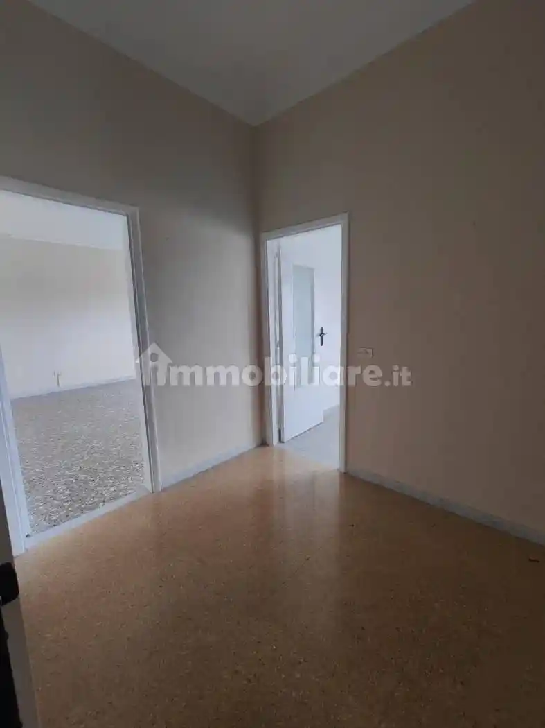 Trilocale via Brindisi 2, Tre Carrare, Taranto - foto 3