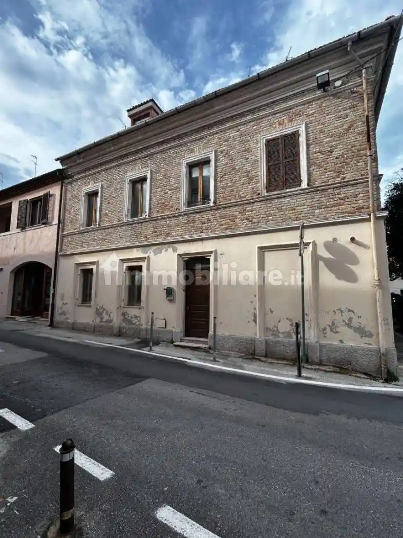 Appartamento in vendita a Falconara Marittima