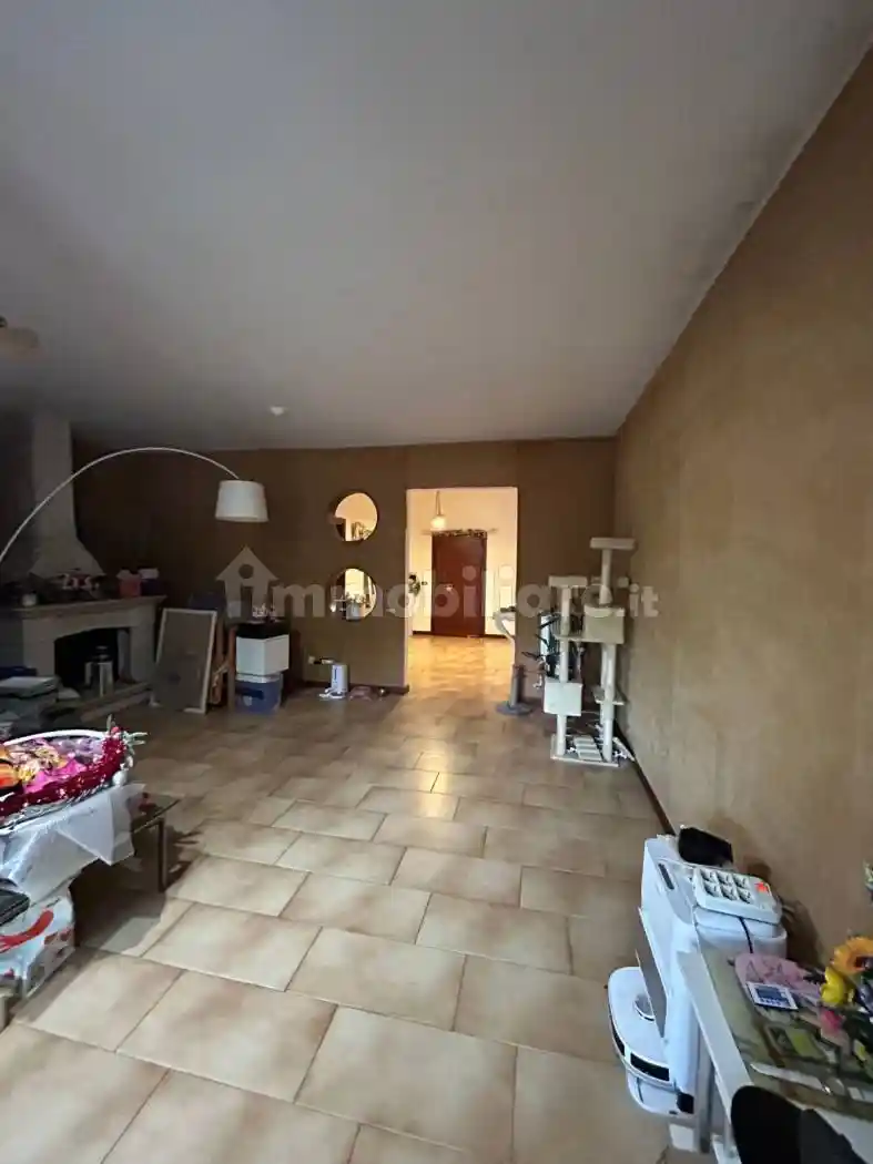 Quadrilocale via Vecchia di Grottaferrata, Semicentro, Marino - foto 2