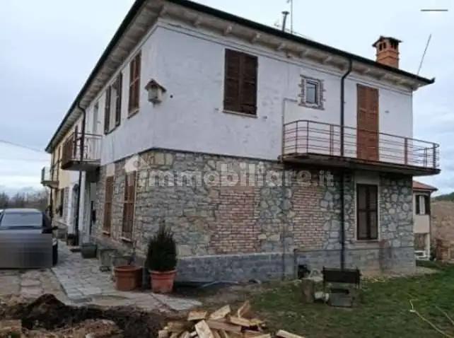 Casa indipendente in vendita a Fabbrica Curone