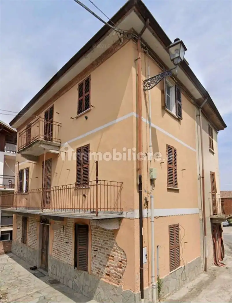 Casa indipendente in vendita a Castelletto Molina