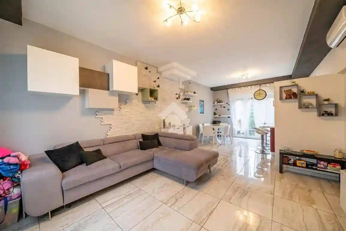 Villetta a schiera - foto 2