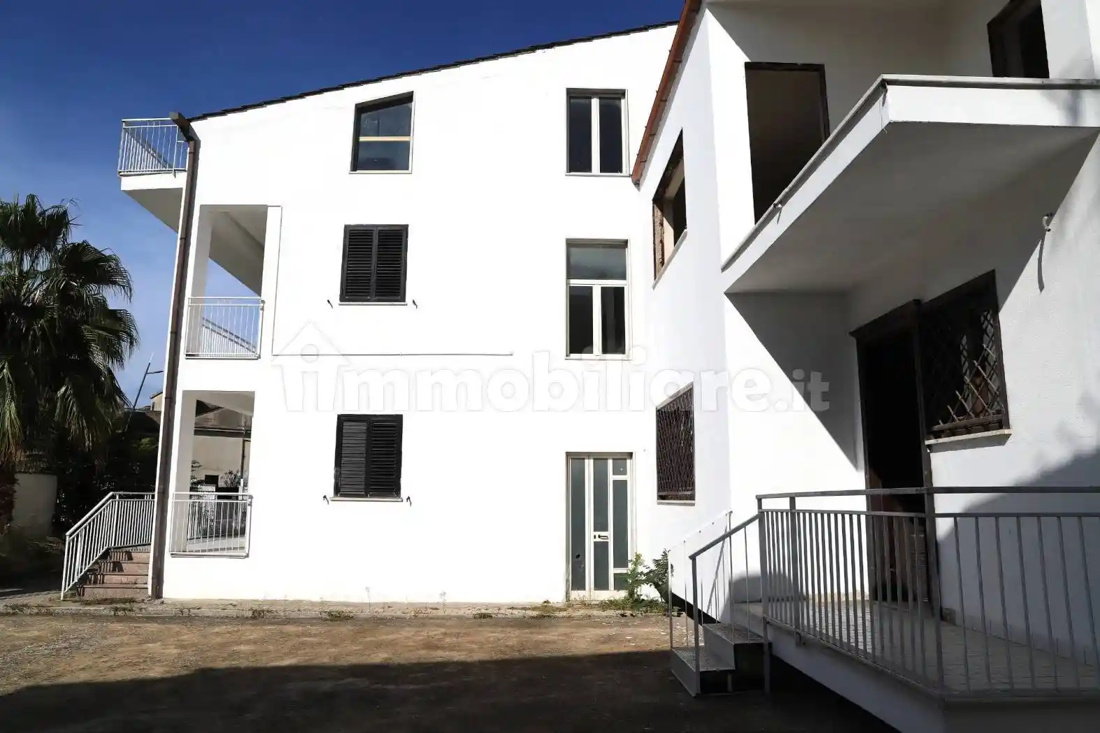 Palazzo - Edificio in Vendita - foto 3