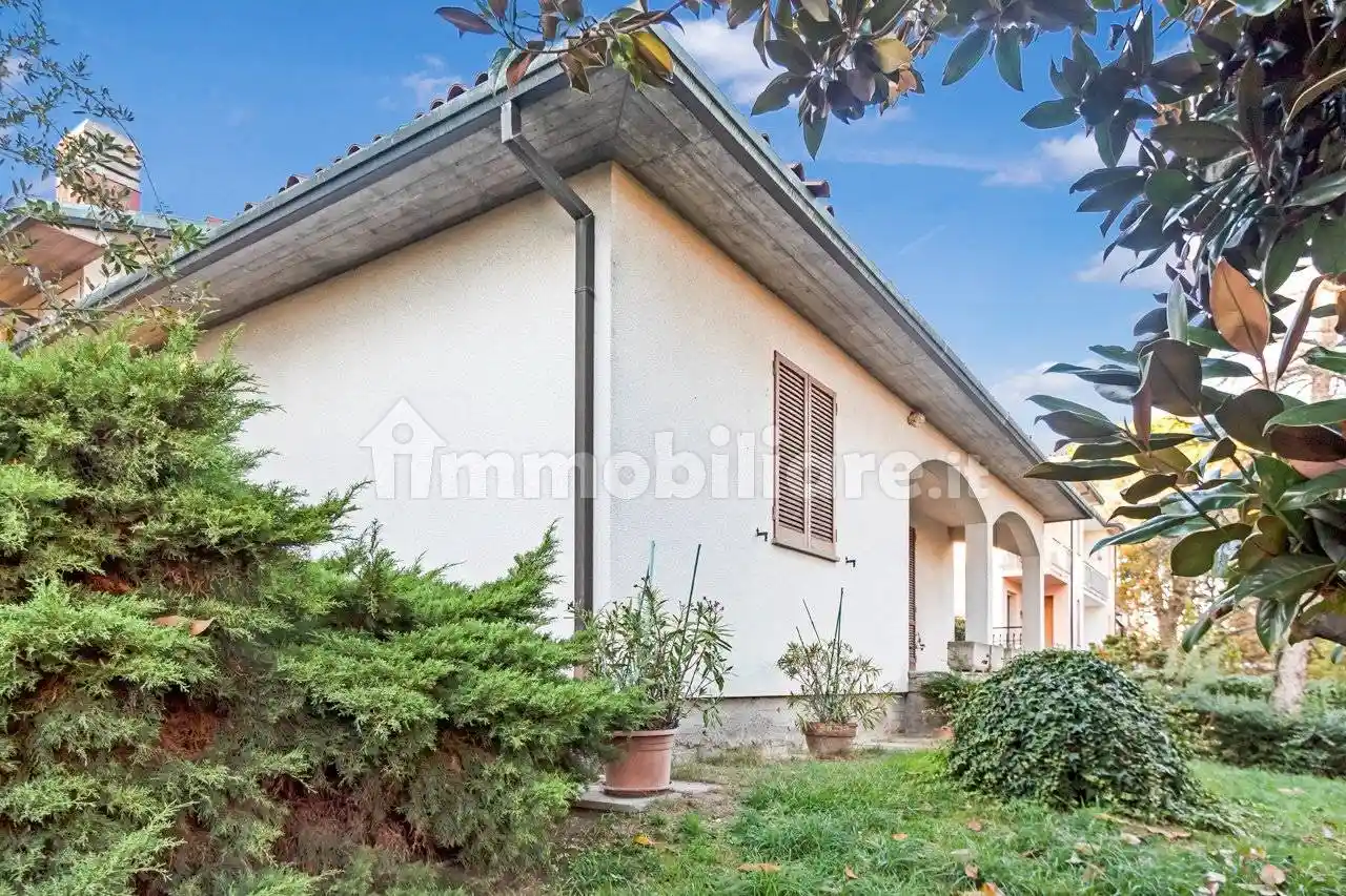 Villa in vendita a Lugo