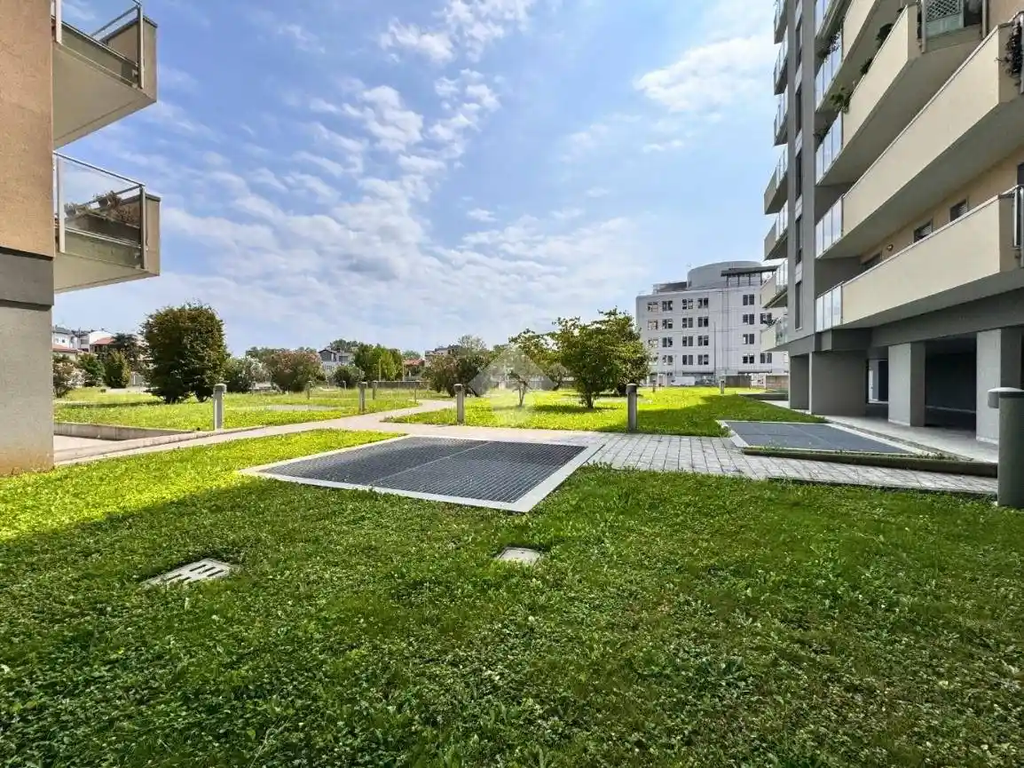 Trilocale via castellanza 7, Gallaratese, Milano - foto 2