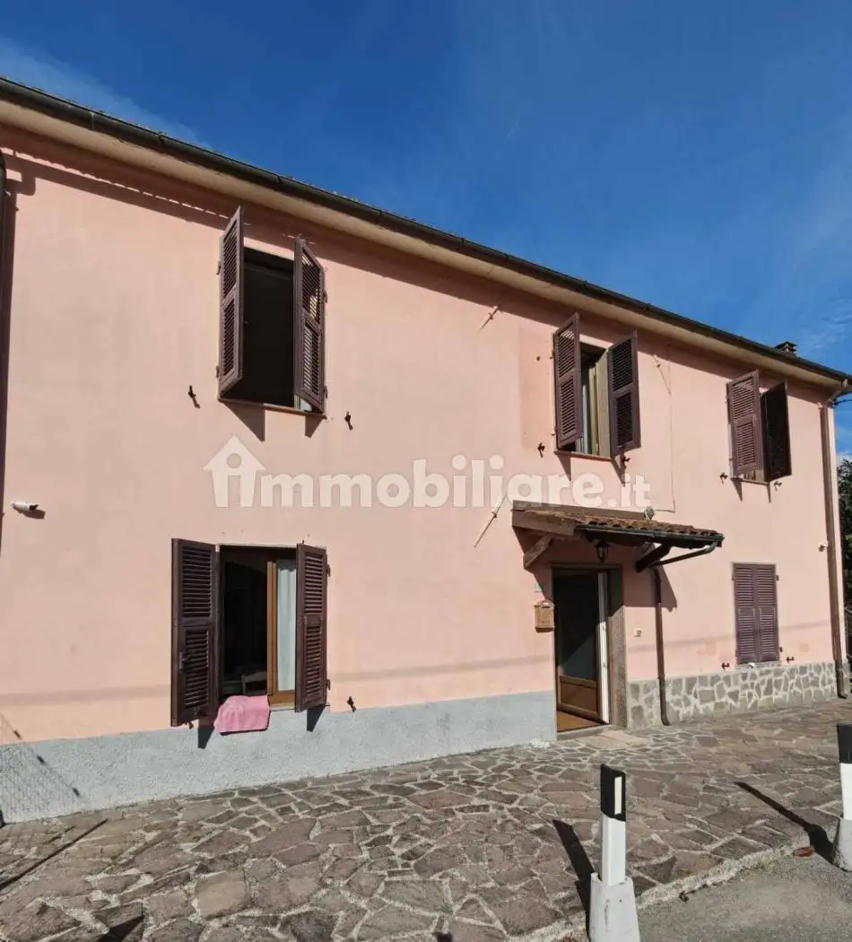 Villa in vendita a Licciana Nardi