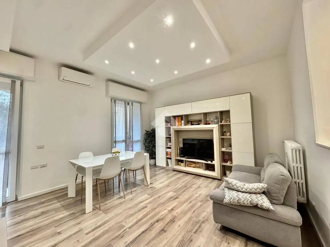 Appartamento in vendita a Novara