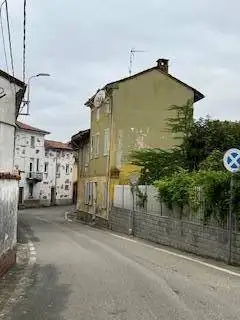 Casa indipendente in asta a Breme
