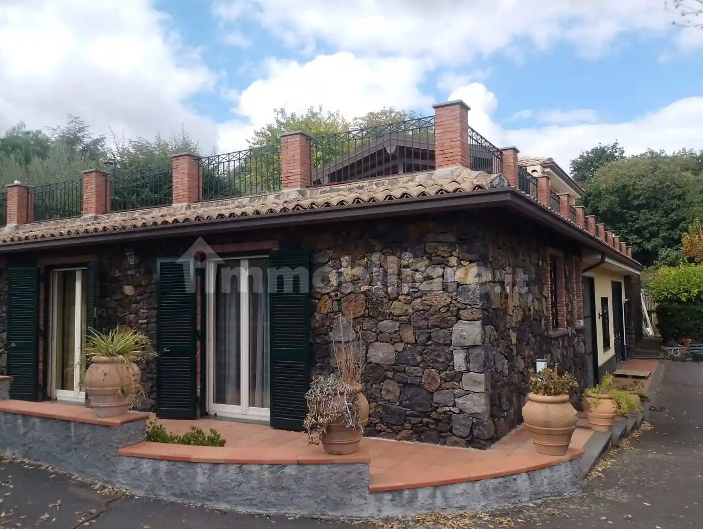 Villa in vendita a Trecastagni