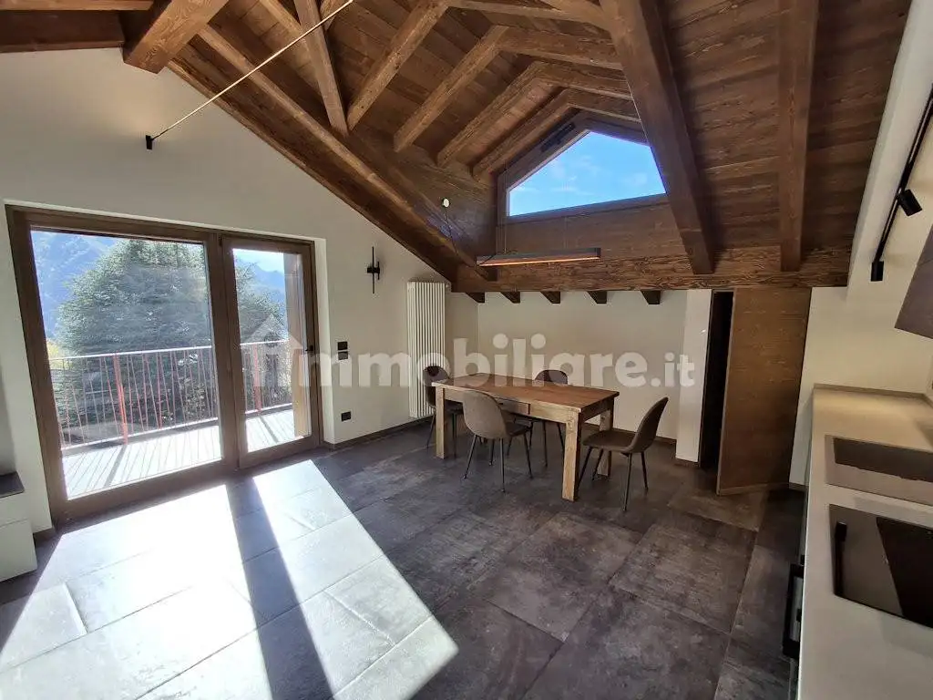 Mansarda via Glaiola, Centro, Castione della Presolana - foto 5