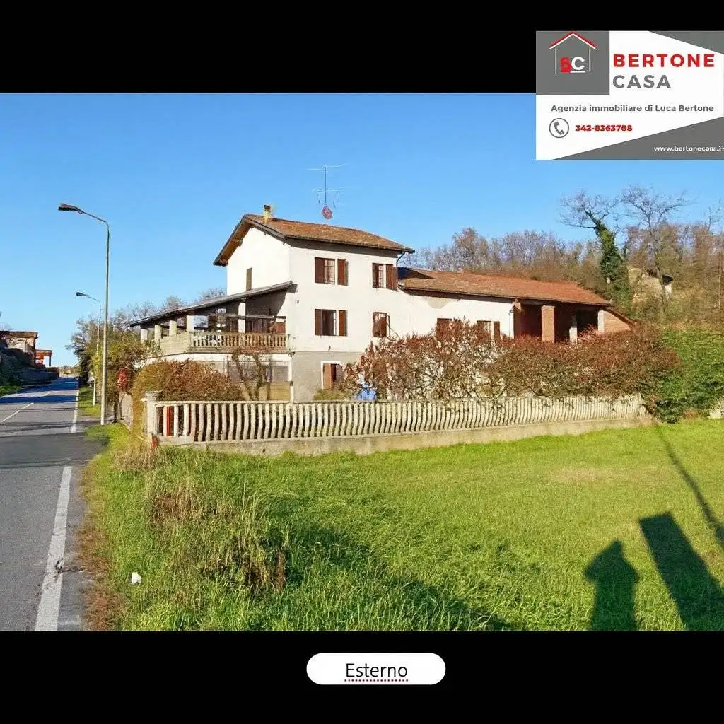 Villa in vendita a Capriata d'Orba