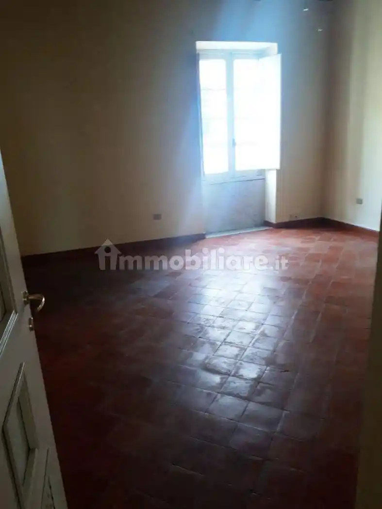 Trilocale via Camillo Benso di Cavour 33, Centro Storico, Sassari - foto 4