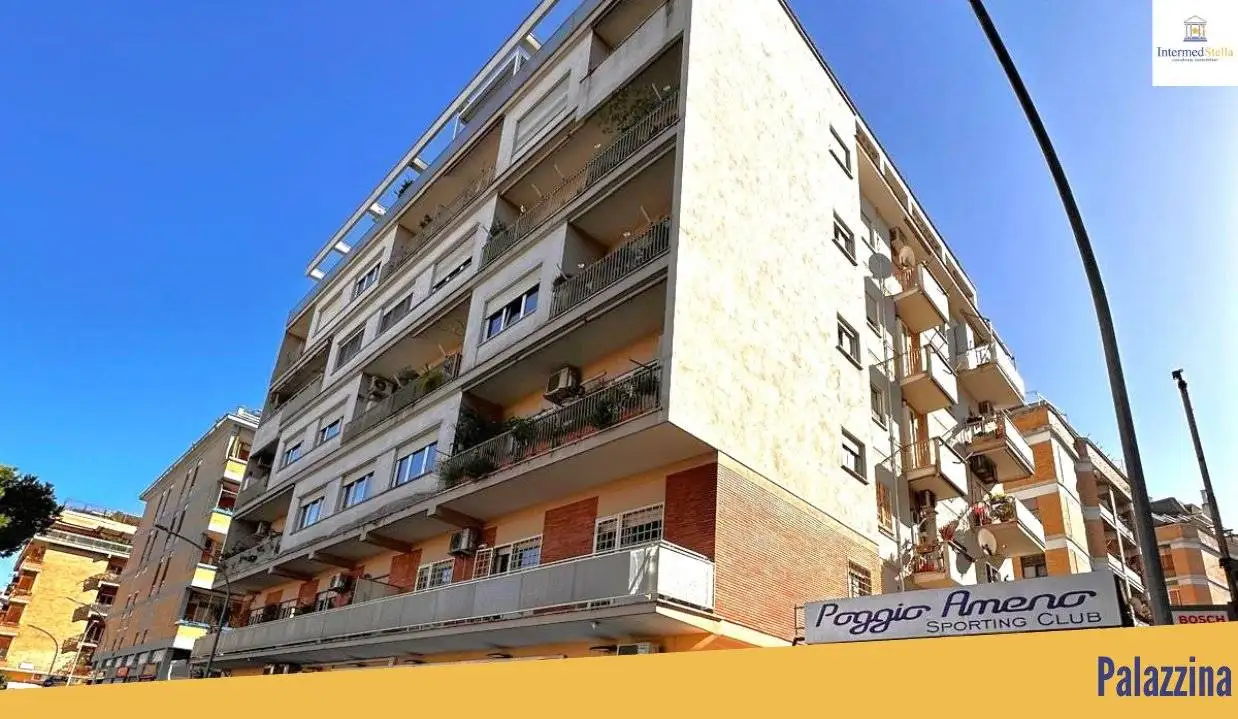 Appartamento in vendita a Roma