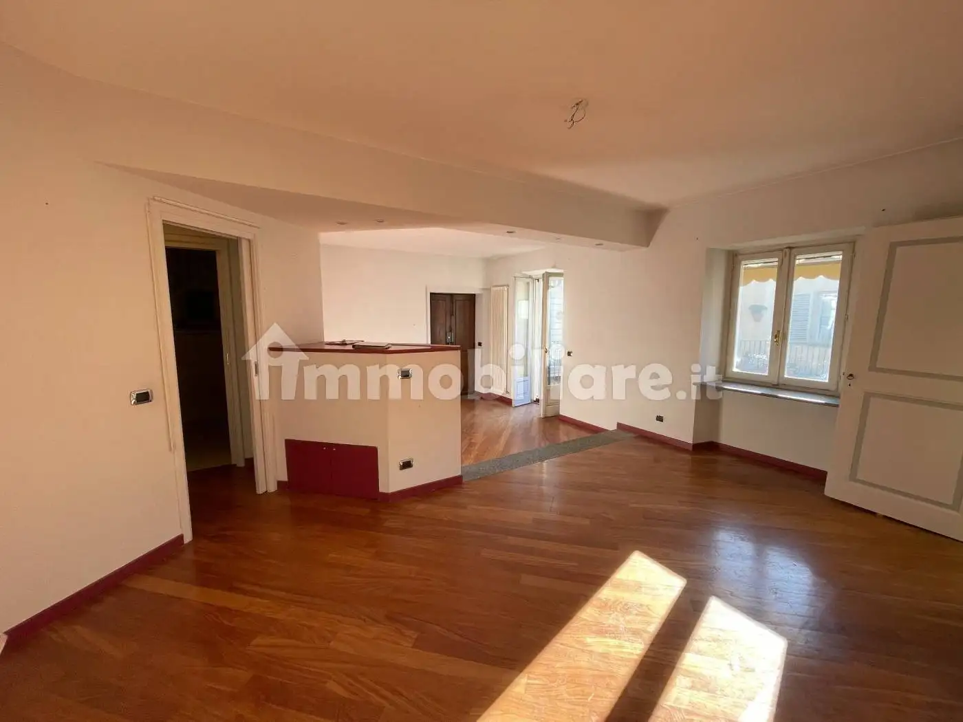 Quadrilocale via Cesare Balbo 2, Centro Storico, Chieri - foto 4