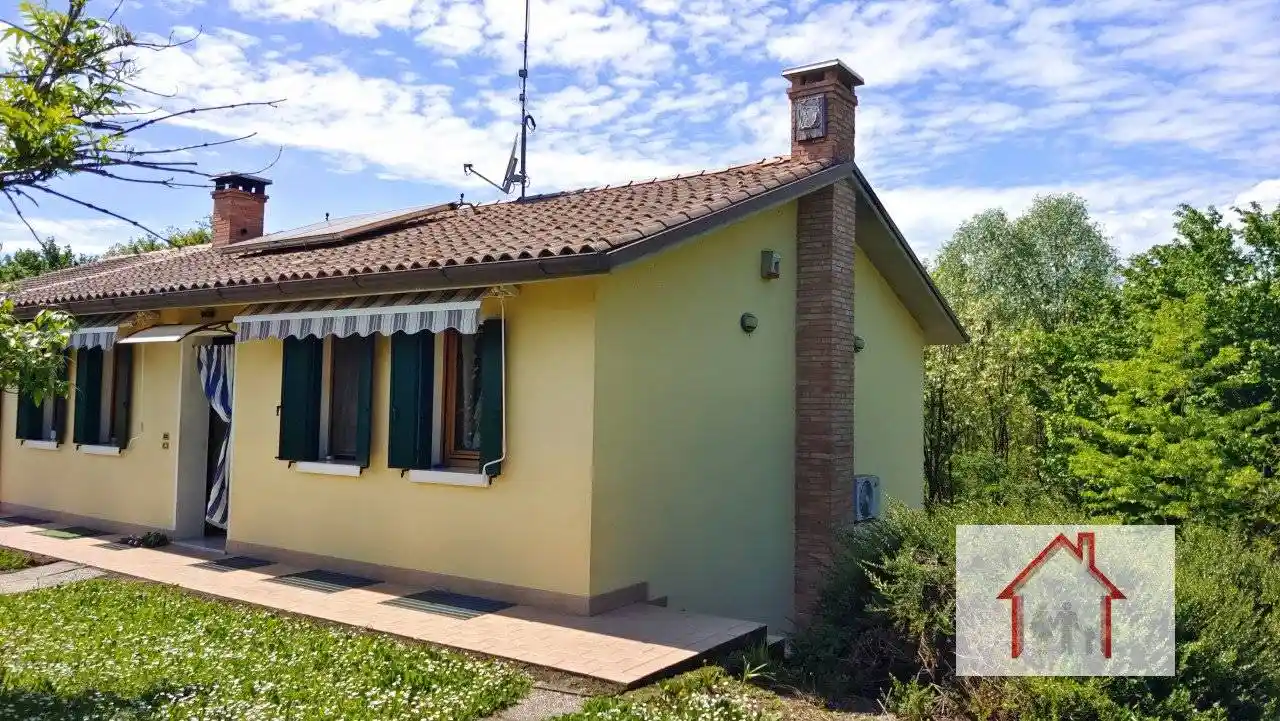 Casa indipendente in vendita a Giavera del Montello