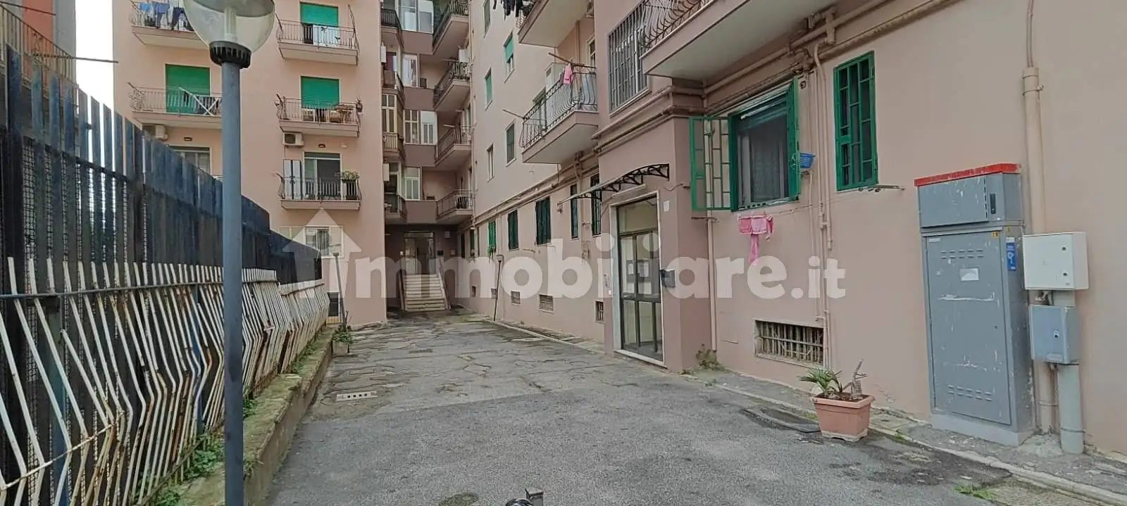 Appartamento in vendita a Napoli