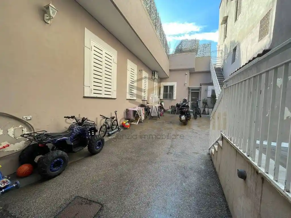 Terratetto unifamiliare corso Campano 34, Centro Storico, Giugliano in Campania - foto 2