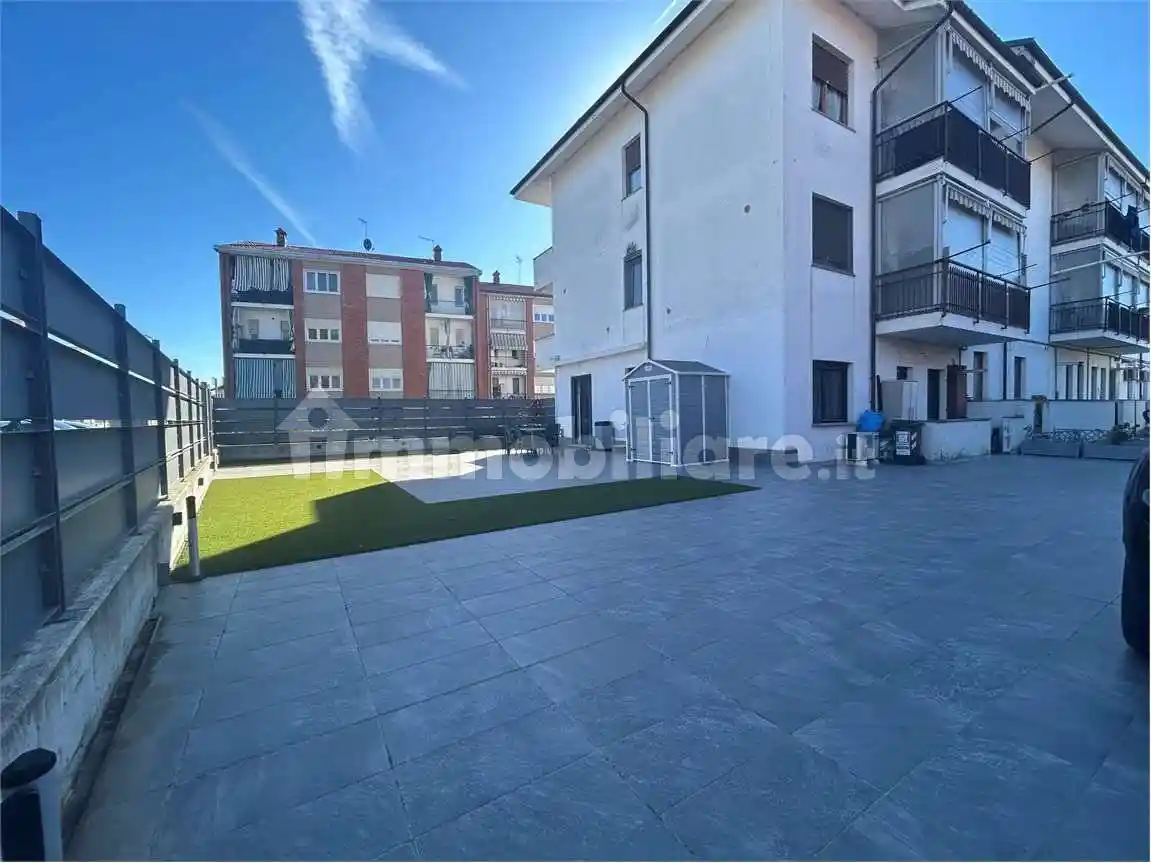 Appartamento in vendita a Santena