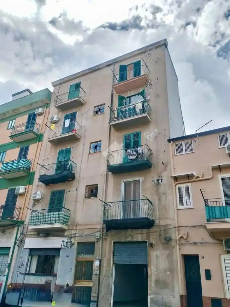 Appartamento in vendita a Palermo