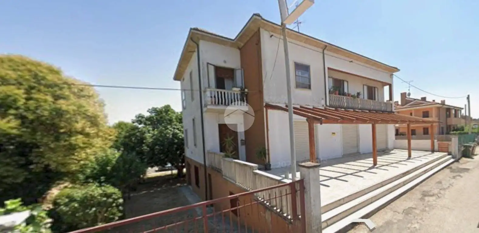 Casa indipendente in vendita a Fano