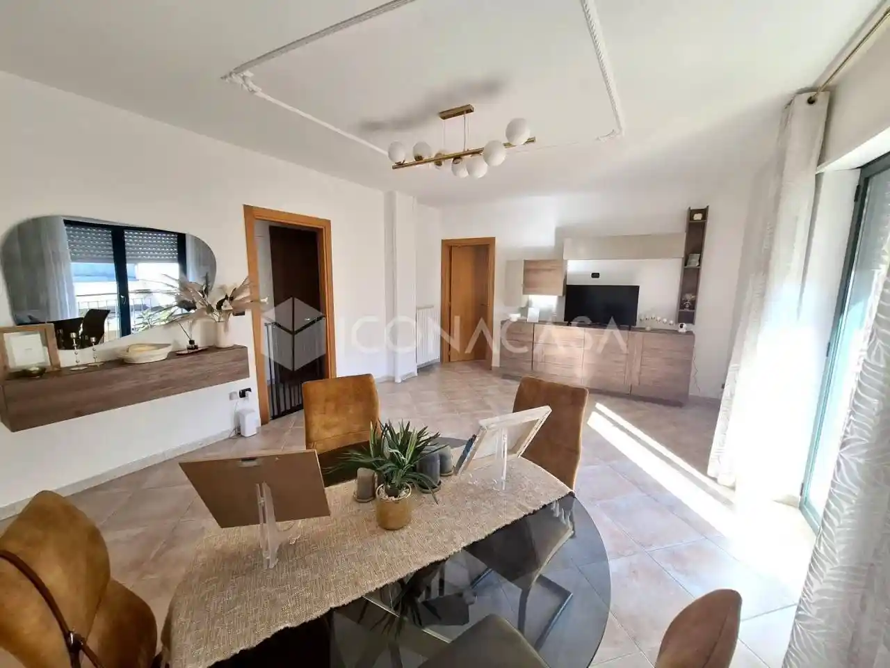 Casa indipendente in vendita a Adelfia