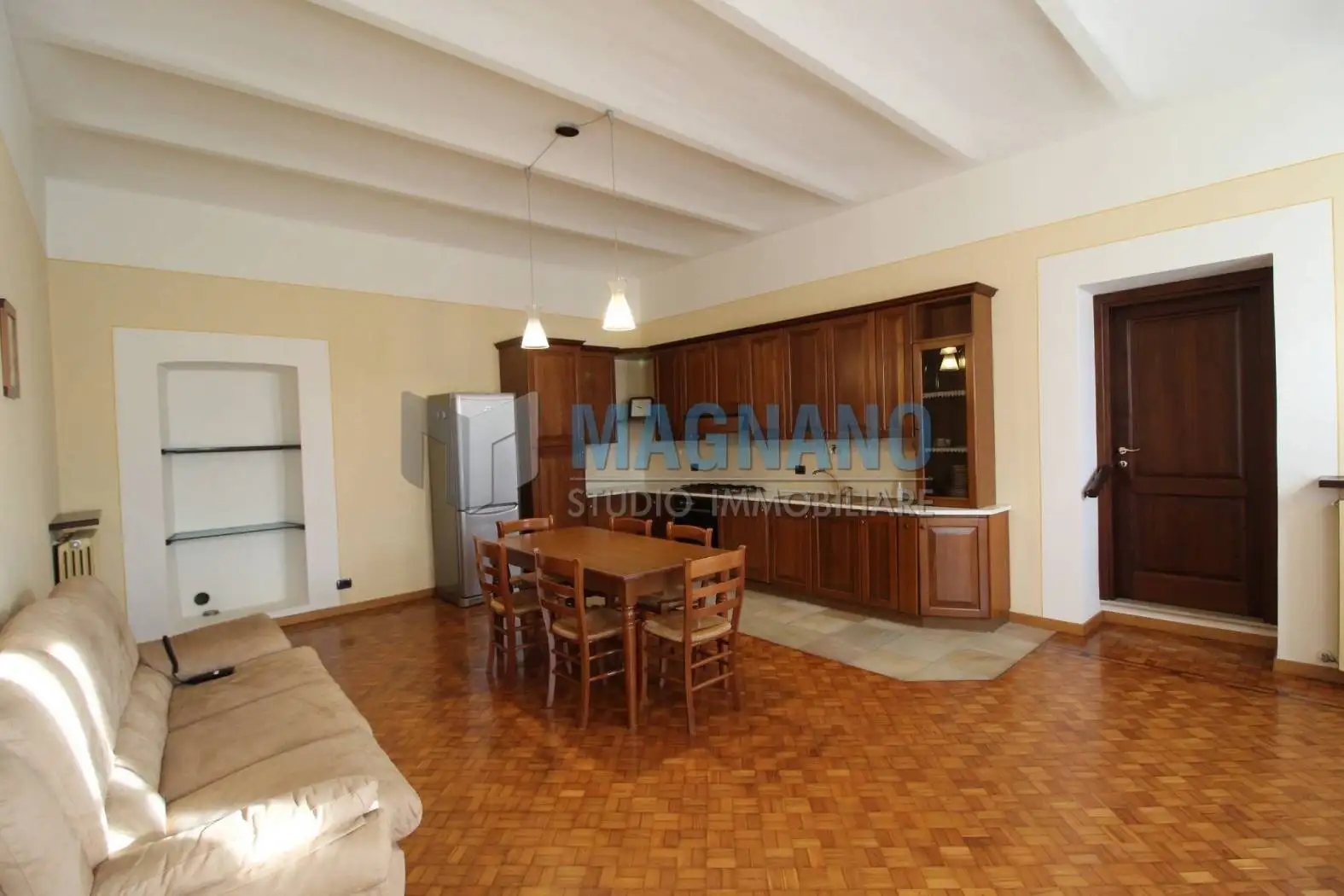 Appartamento in affitto a Cavour