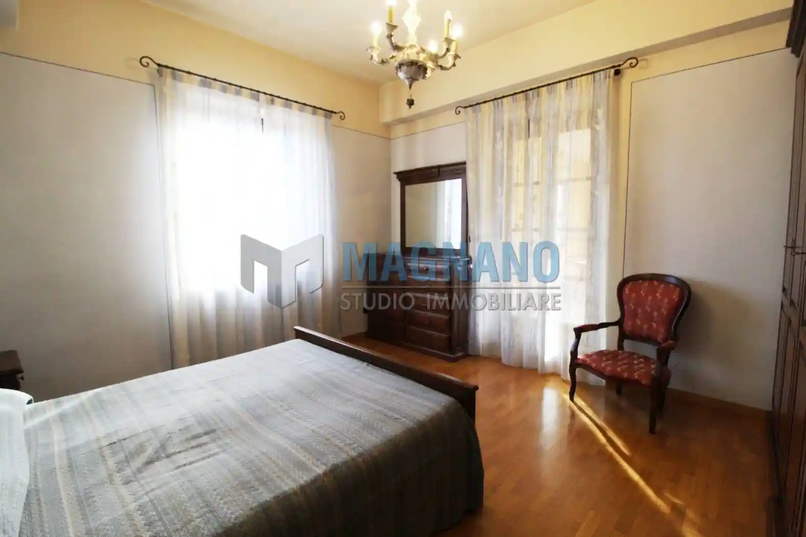 Trilocale ottimo stato, primo piano, Centro, Cavour - foto 3