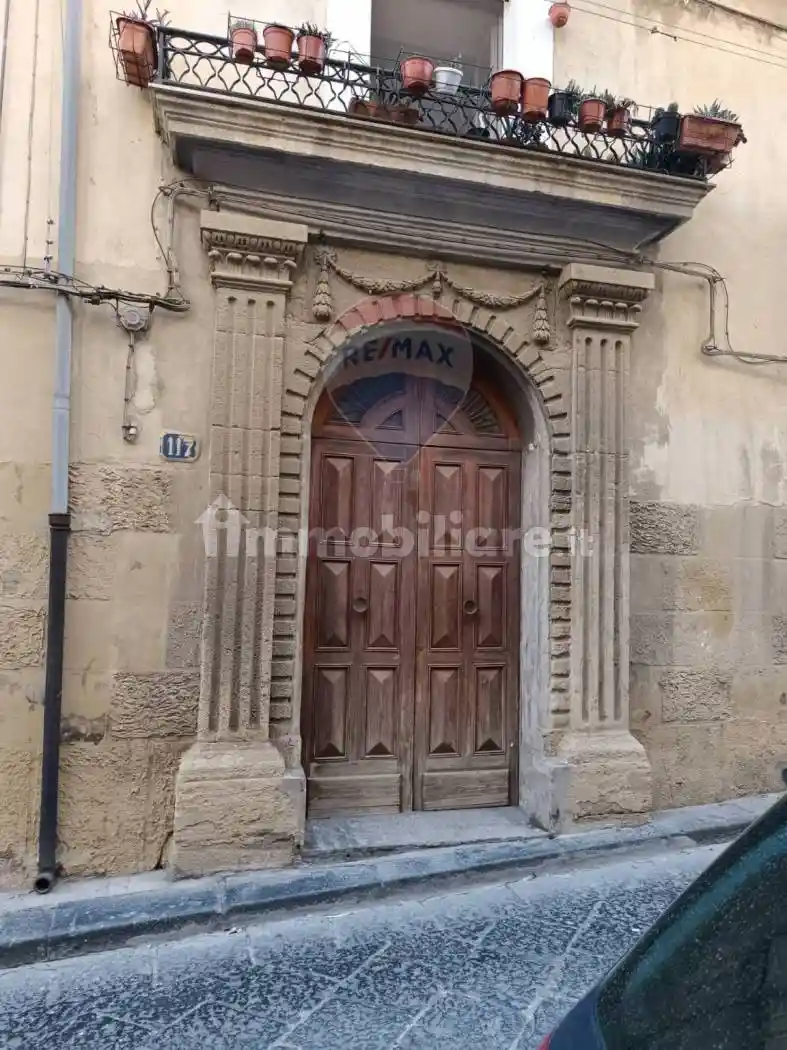 Appartamento in vendita a Caltagirone