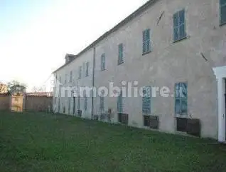 Villa in asta a Pocapaglia