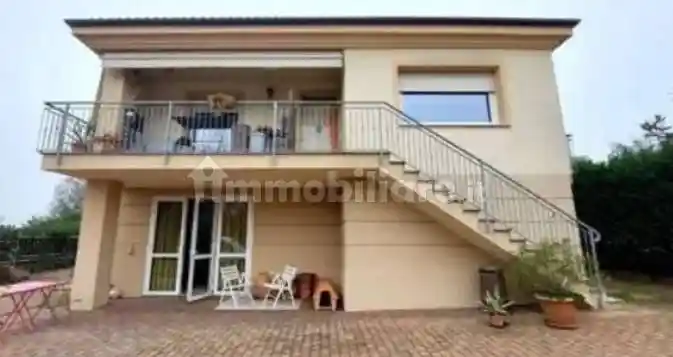 Villa in vendita a San Damiano d'Asti