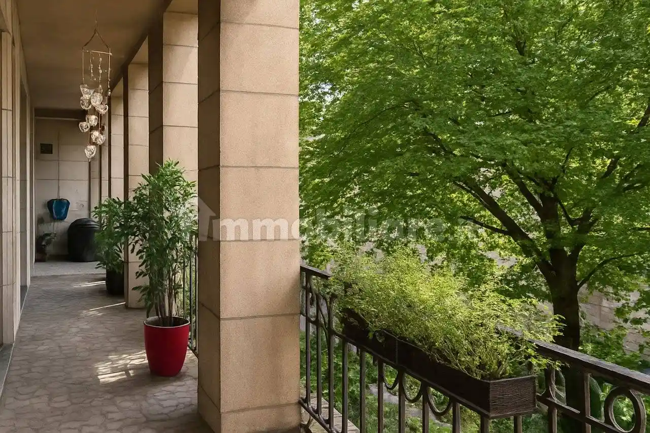 Appartamento via Uberto Visconti di Modrone, Borgogna - Largo Augusto, Milano - foto 3