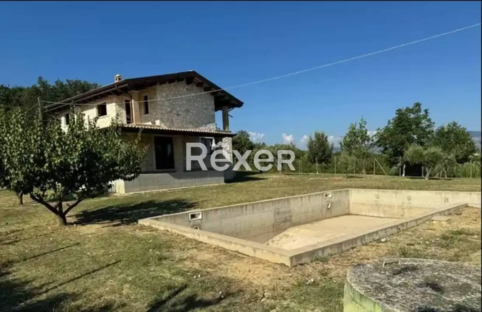 Villa in vendita a Abbateggio