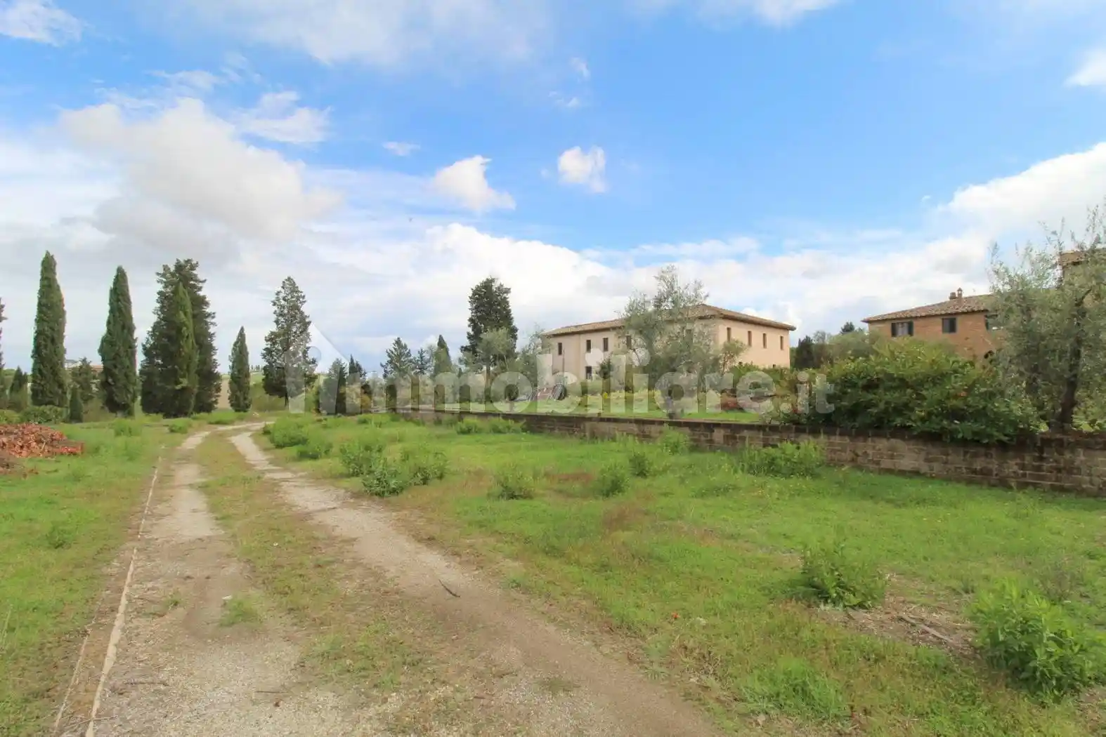 Appartamento in vendita a Asciano