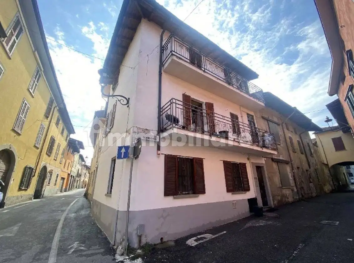 Appartamento in asta a Levate