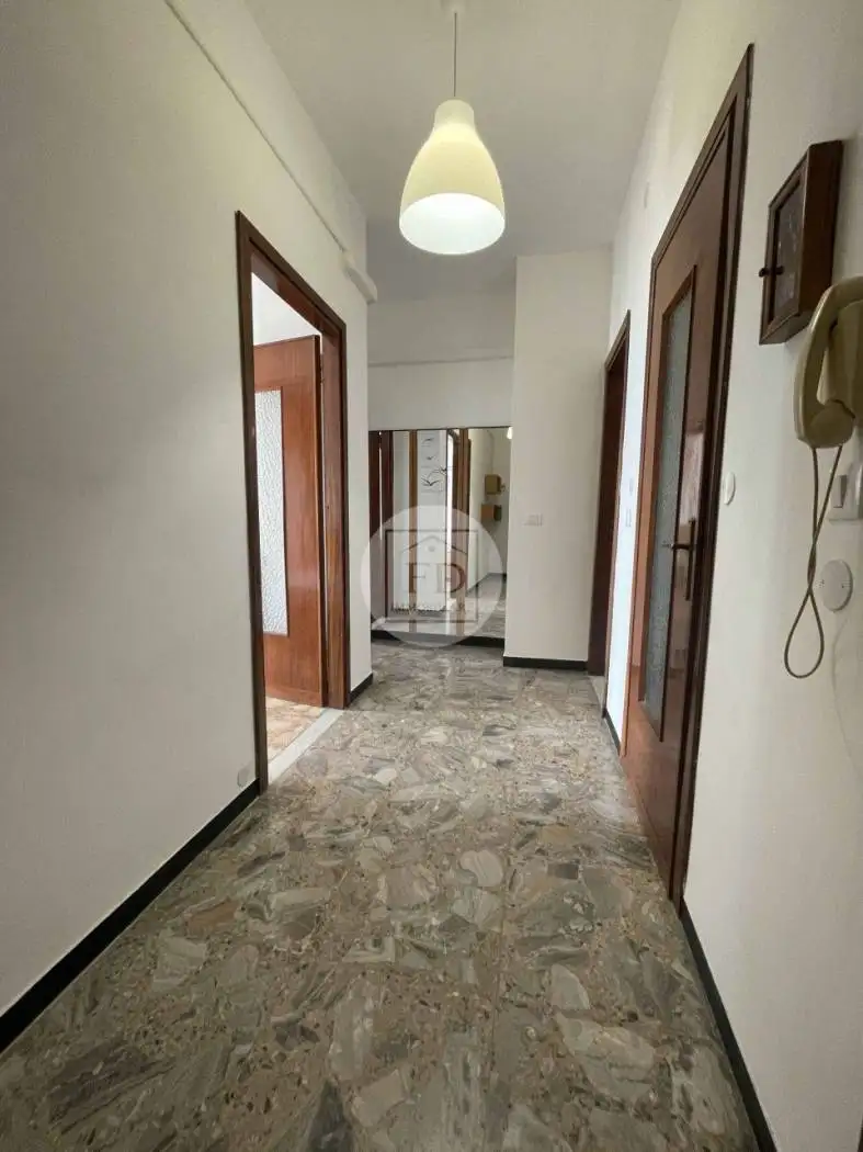 Appartamento via Venezia 10, Centro, Loano - foto 2