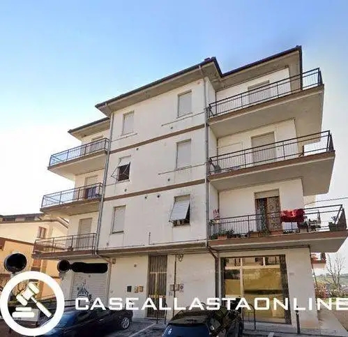 Appartamento in asta a Francavilla d'Ete