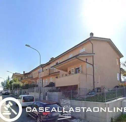 Villetta a schiera in asta a Belmonte Piceno