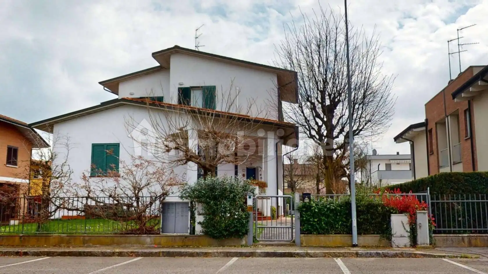 Villa in vendita a Medicina