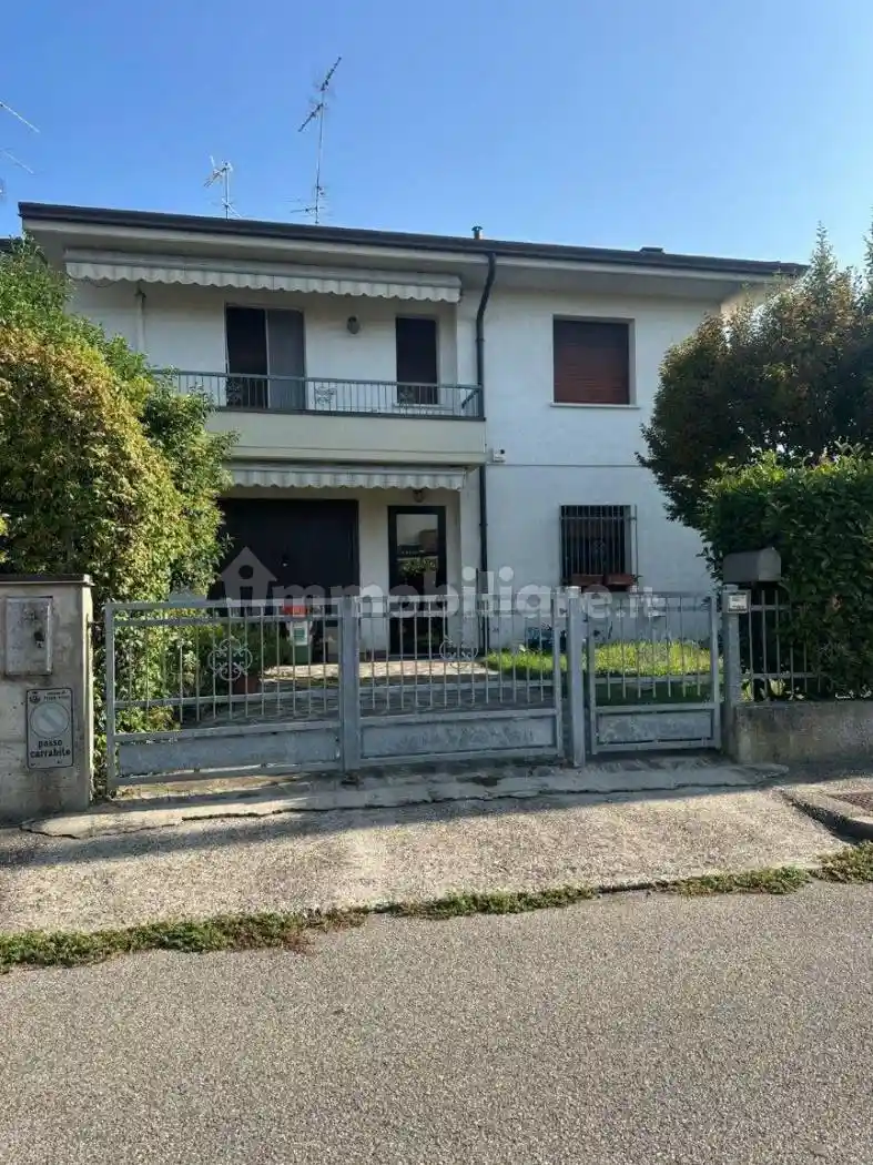 Villetta a schiera in vendita a Poggio Rusco