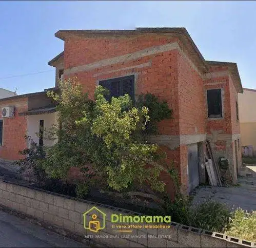 Villa in asta a Villaspeciosa