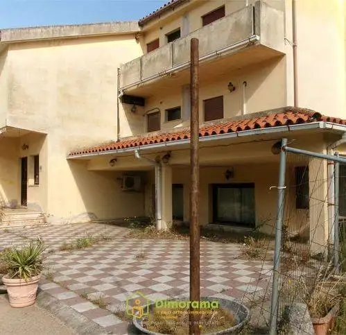 Palazzo - Stabile in asta a Sant'Antonio di Gallura