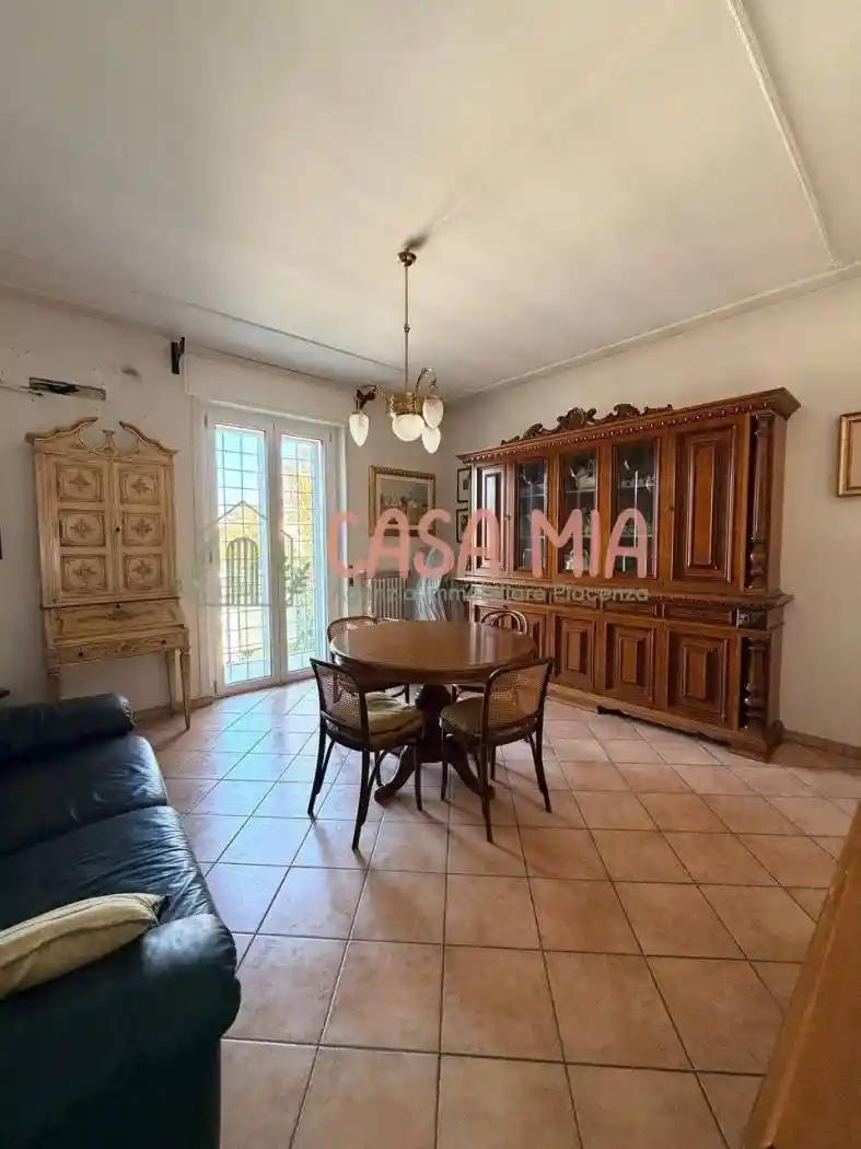 Villa in vendita a Rottofreno