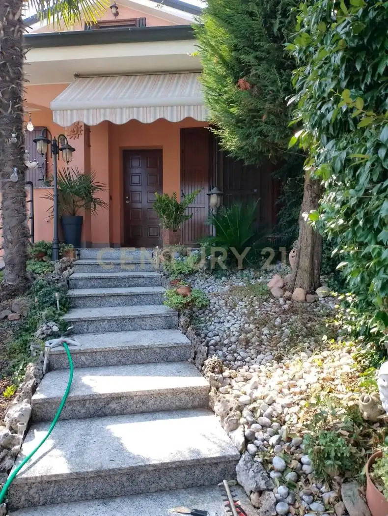 Villa unifamiliare via Fratelli Cervi 20, Rogorotto, Arluno - foto 3