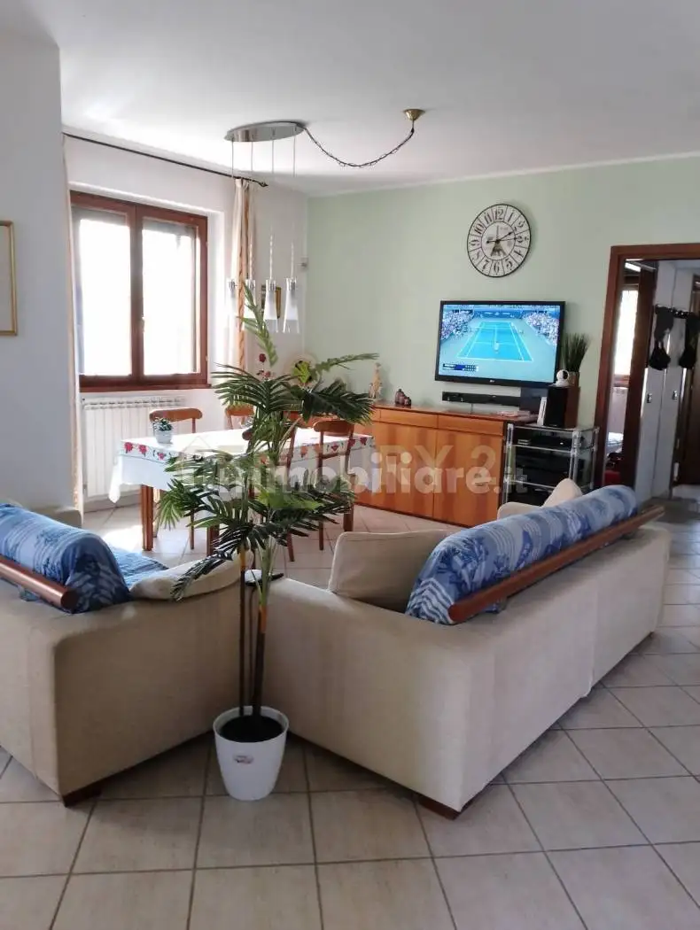 Villa unifamiliare via Fratelli Cervi 20, Rogorotto, Arluno - foto 4