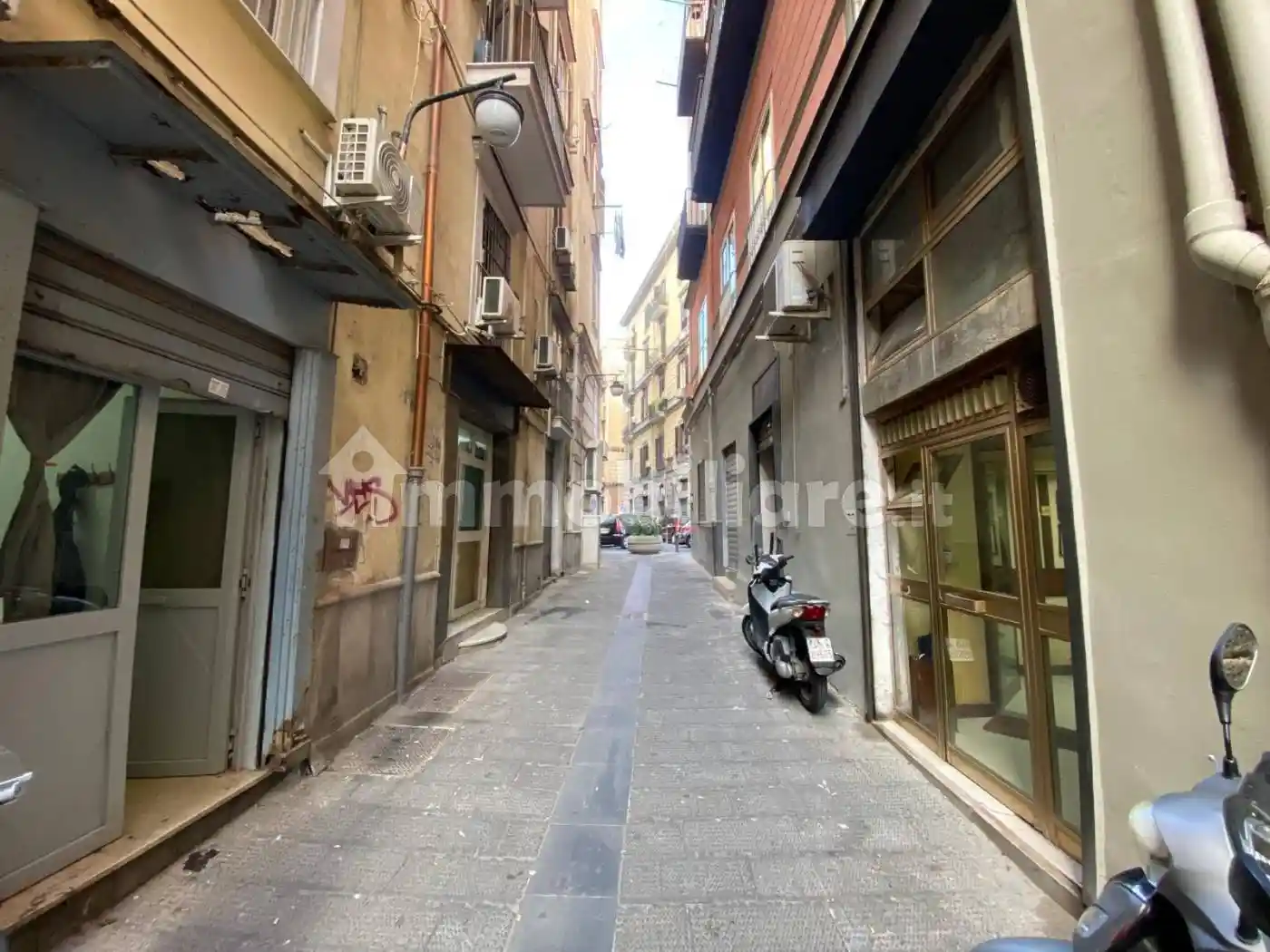 Trilocale Vico Spezieria Vecchia 21, Borgo Orefici, Napoli - foto 2