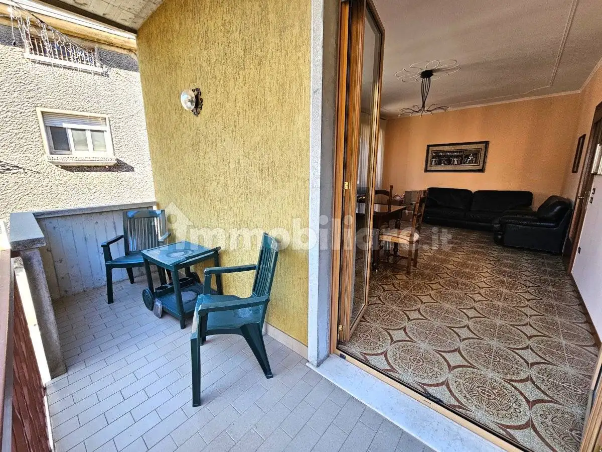 Quadrilocale via Vittorio Veneto, Centro, Cene - foto 4