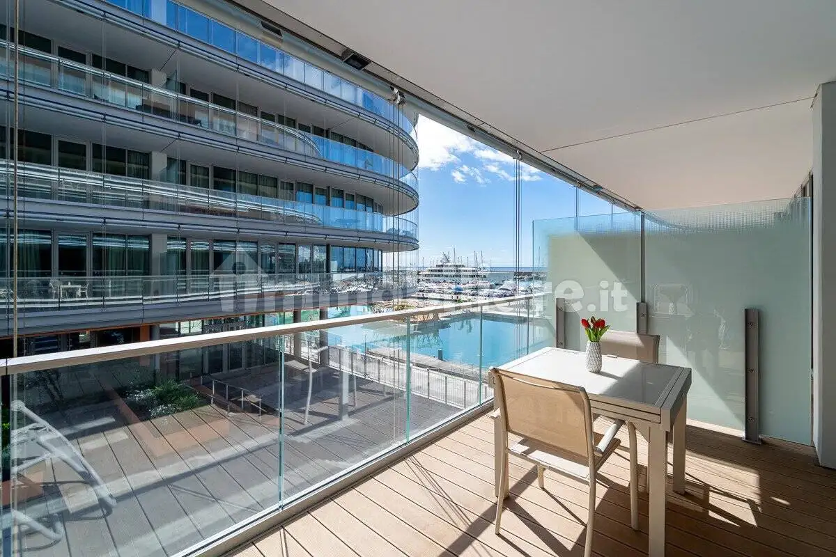 Appartamento in affitto a Genova