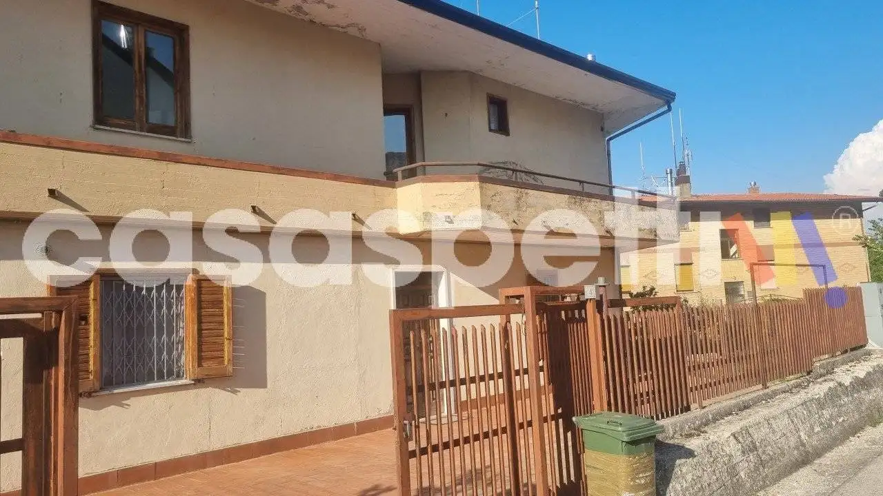 Appartamento in vendita a Castelvetere sul Calore